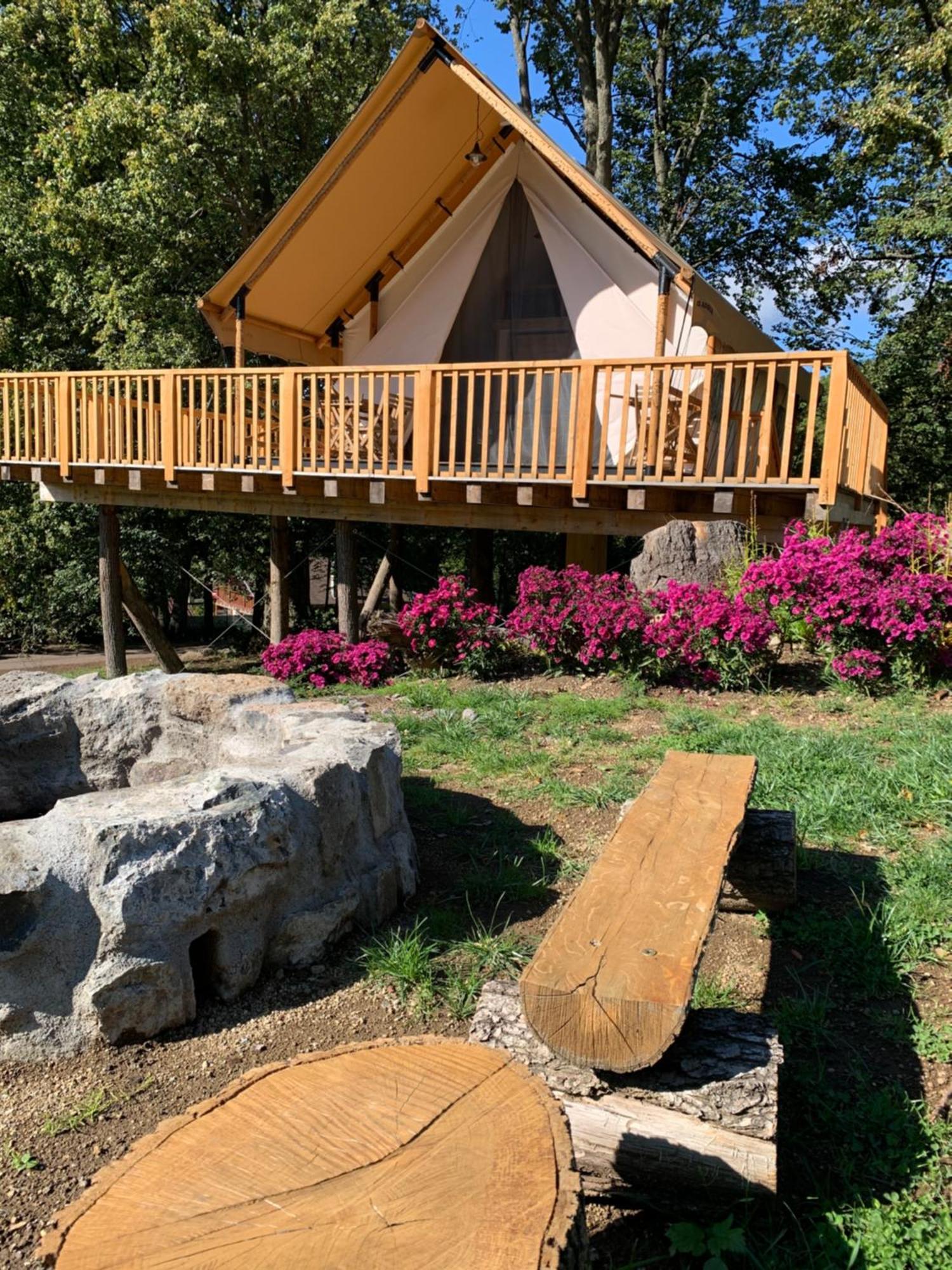 Forrest Glamping Hotel Banská Štiavnica Exterior foto