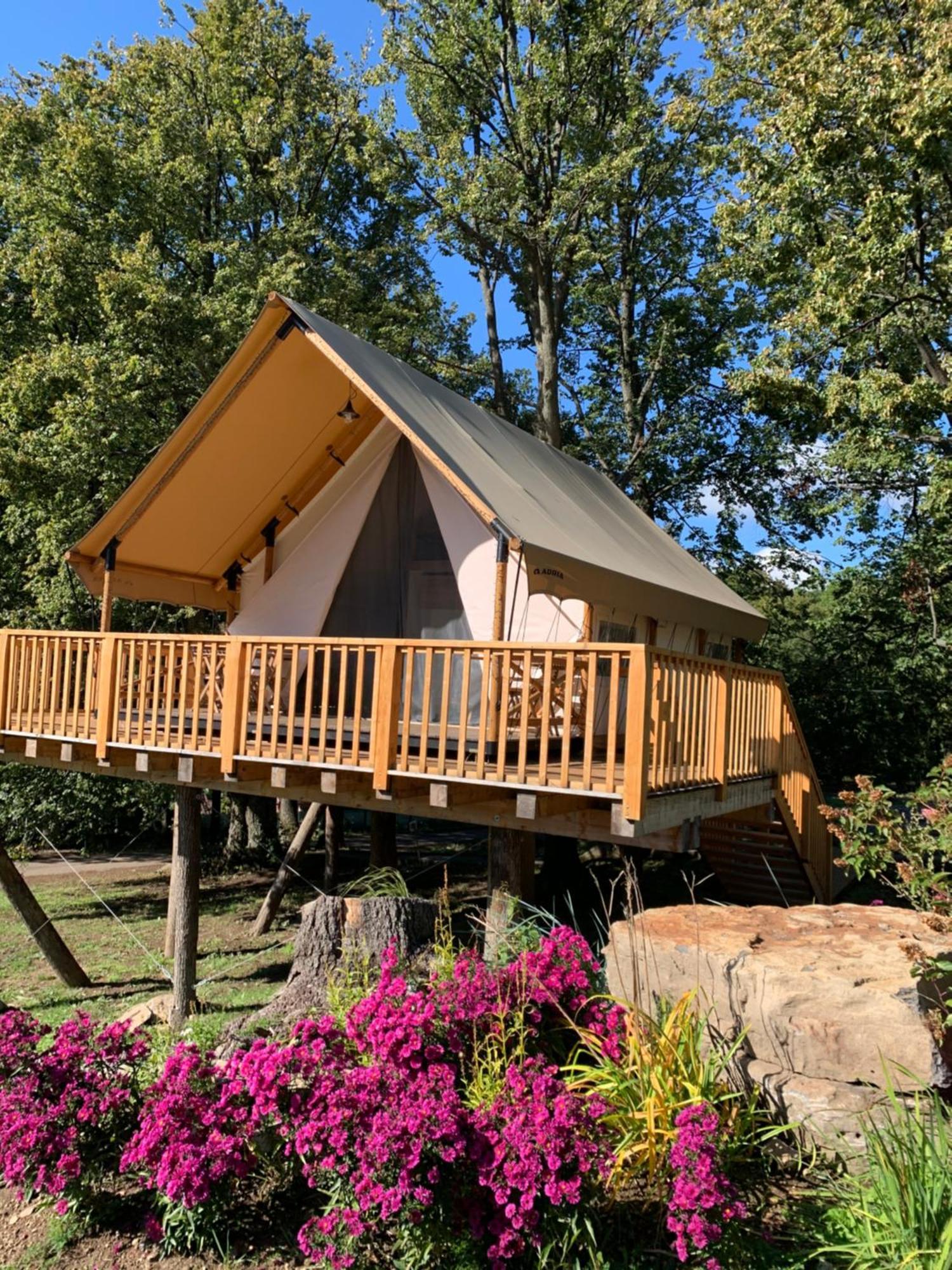 Forrest Glamping Hotel Banská Štiavnica Exterior foto