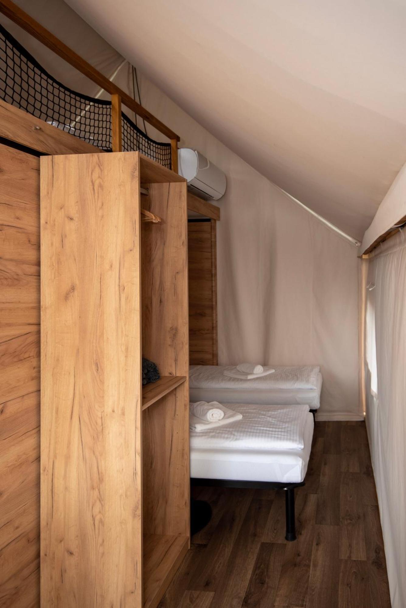 Forrest Glamping Hotel Banská Štiavnica Exterior foto