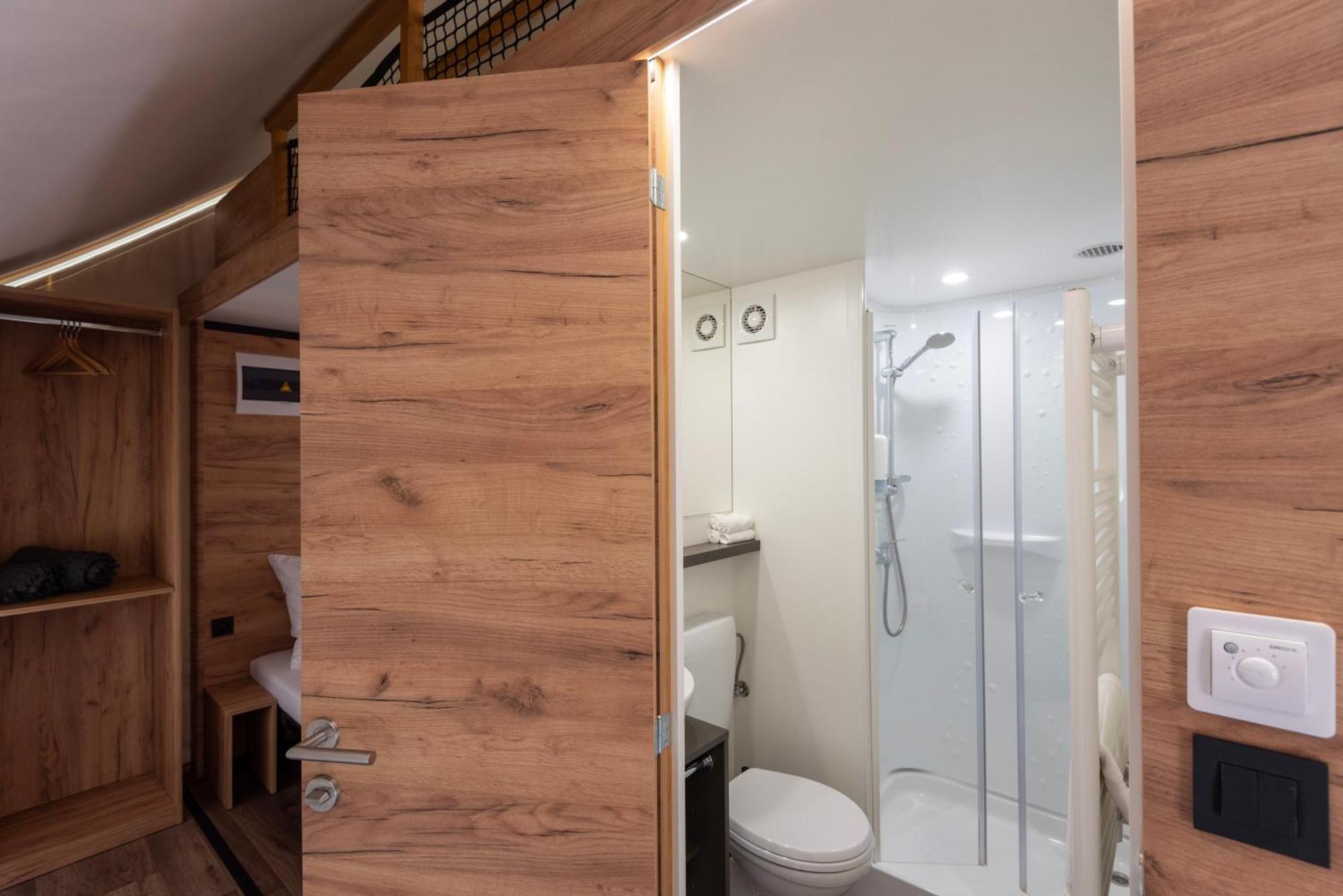 Forrest Glamping Hotel Banská Štiavnica Exterior foto