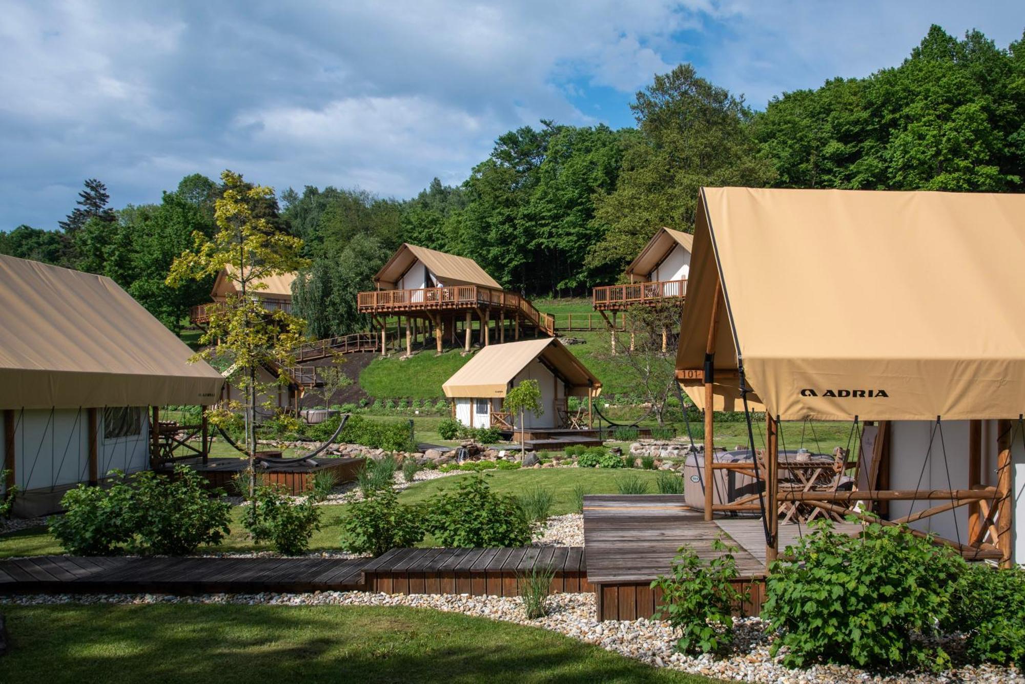 Forrest Glamping Hotel Banská Štiavnica Exterior foto